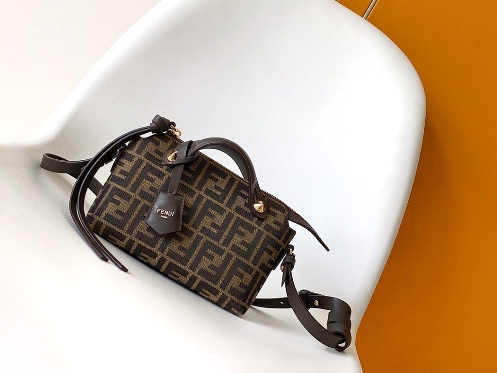 Fendi Bag Style 5517