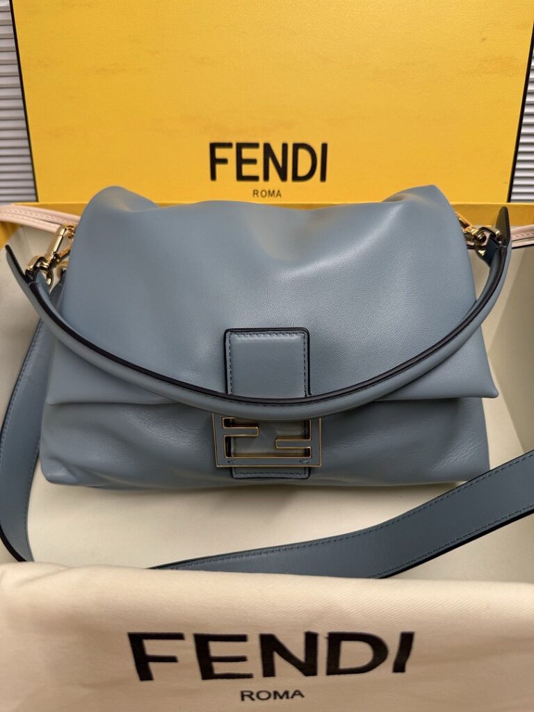 Fendi Bag Style 8833