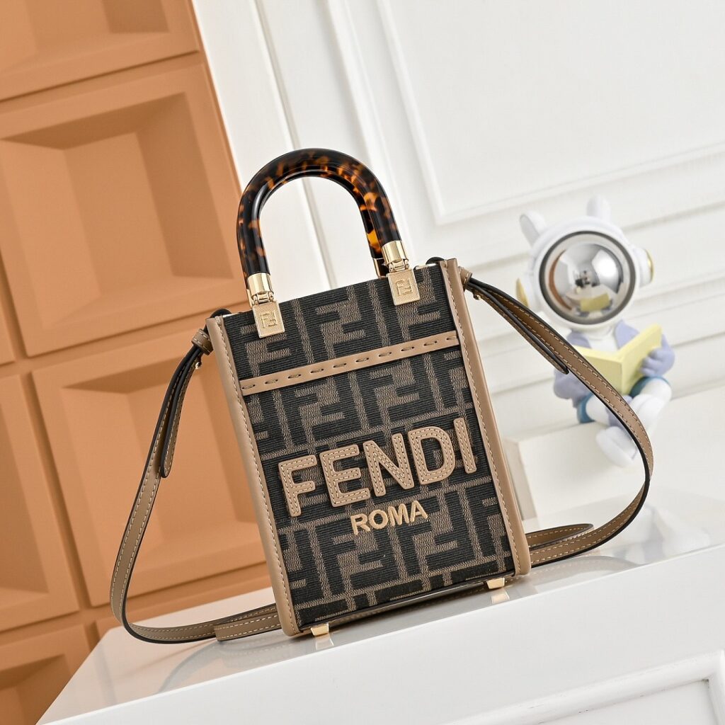 Fendi Bag Style 240739988