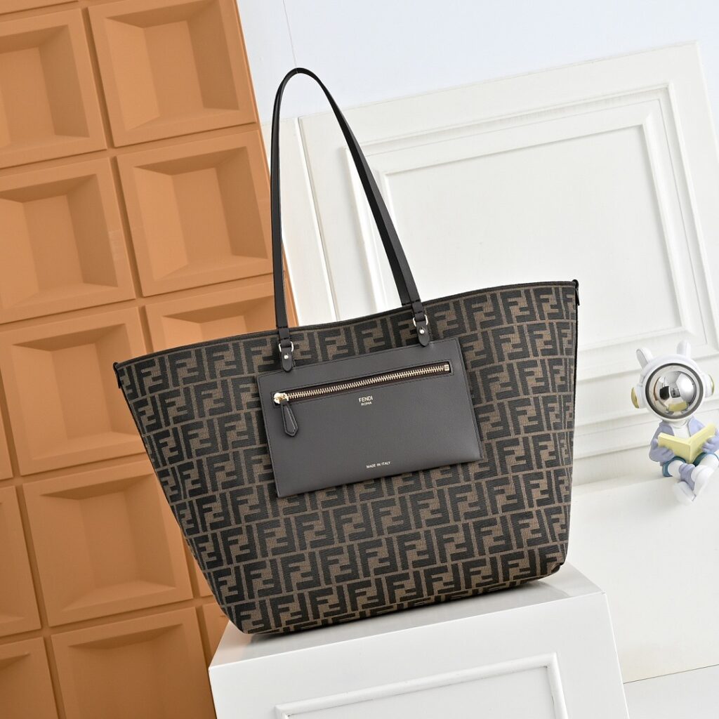 Fendi Bag Style 1810