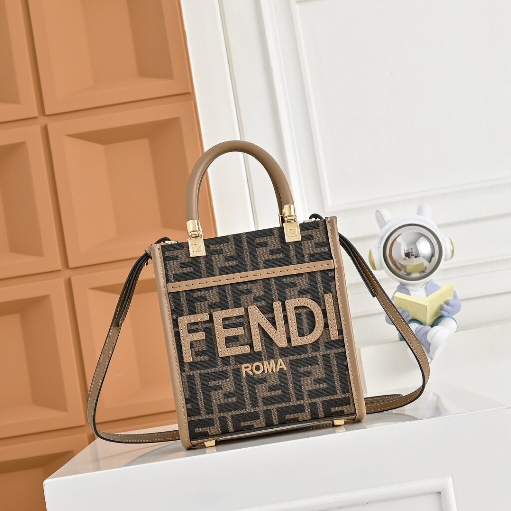 Fendi Bag Style 240740526