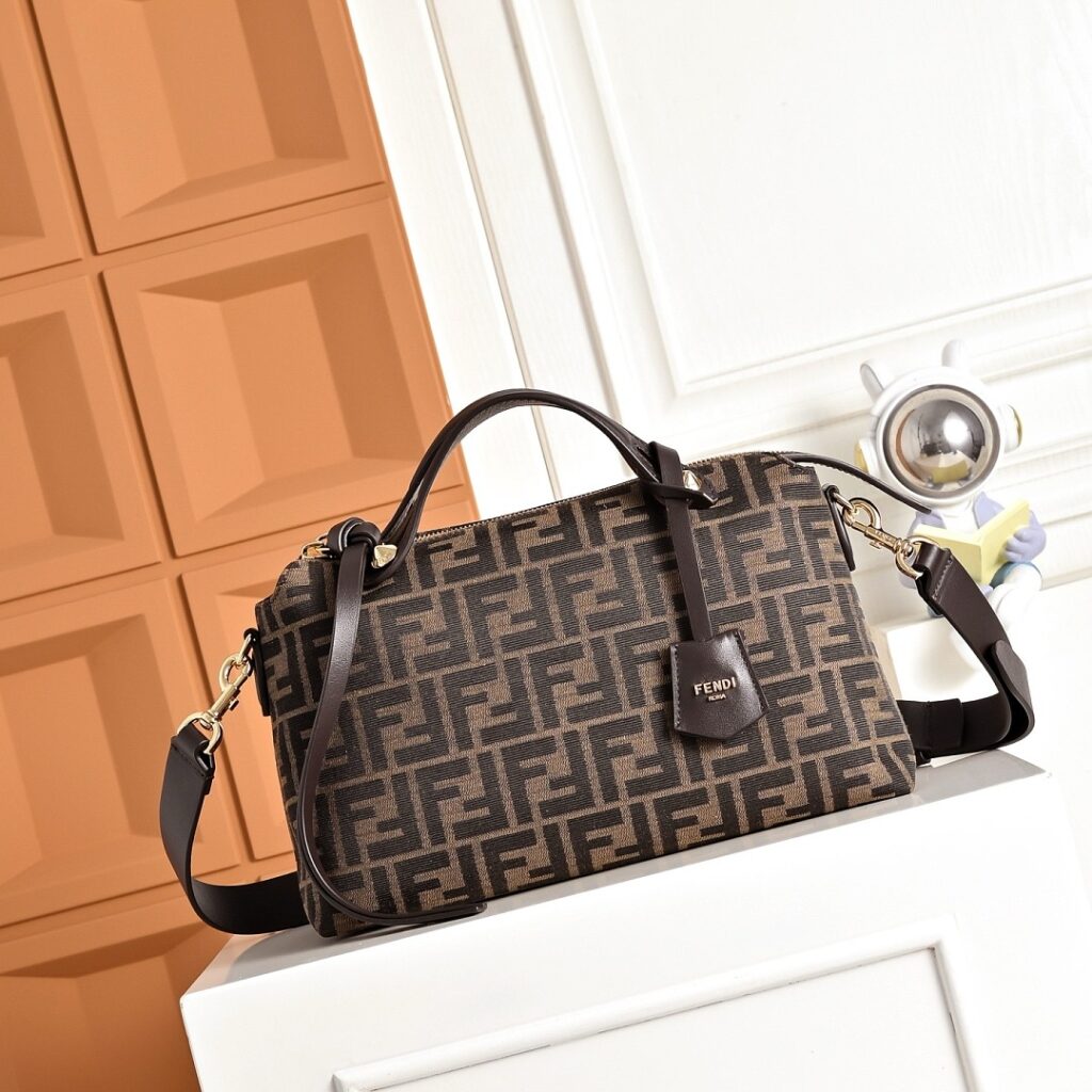 Fendi Bag Style 5002