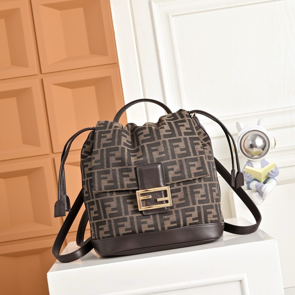 Fendi Bag Style 18001