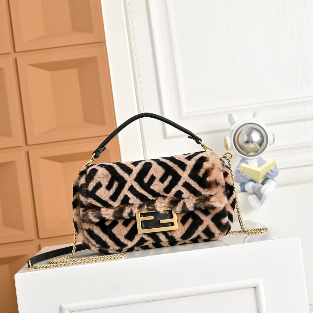 Fendi Bag Style 240742090