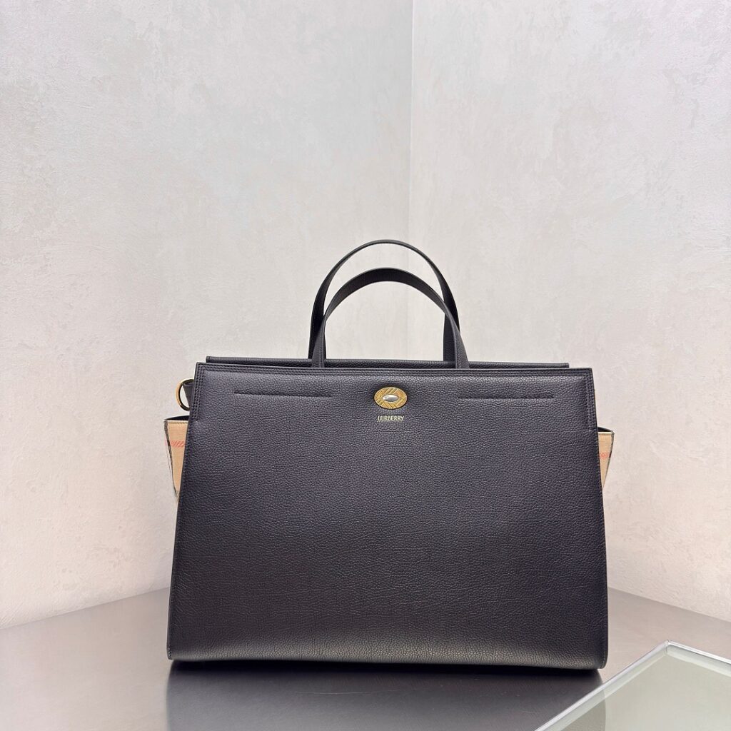 Burberry Bag Style 240954010