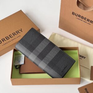 Burberry Bag Style 80547851