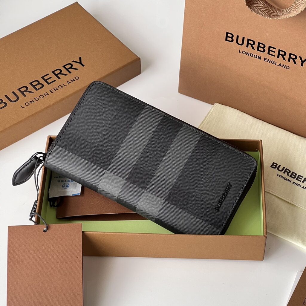 Burberry Bag Style 80548201