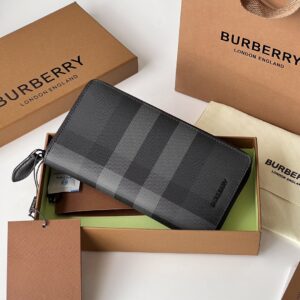 Burberry Bag Style 80548201