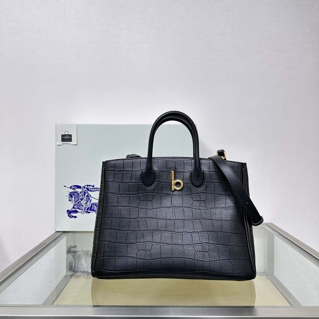 Burberry Bag Style 240963969