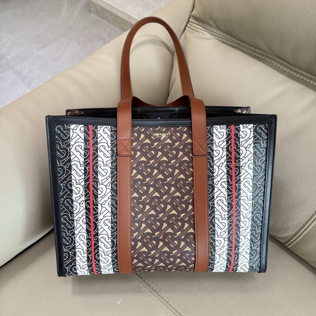 Burberry Bag Style 240965042