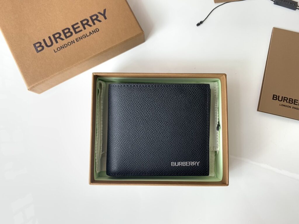 Burberry Bag Style 80146531