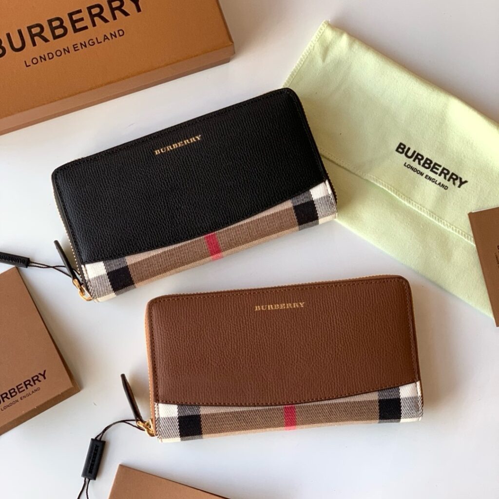 Burberry Bag Style 39753341
