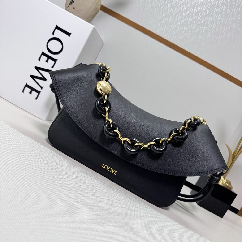 Loewe Bag Style 012518