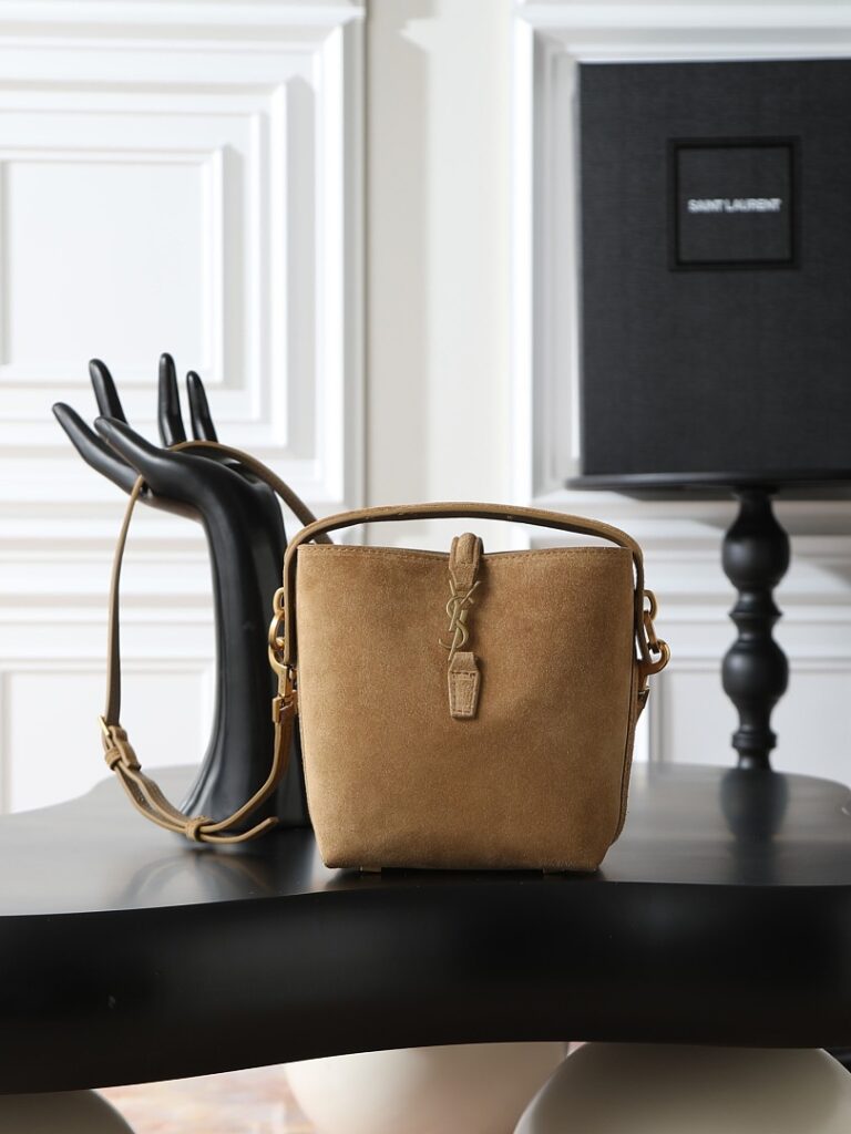 Saint Laurent Bag Style 765870