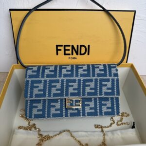 Fendi Bag Style 5039