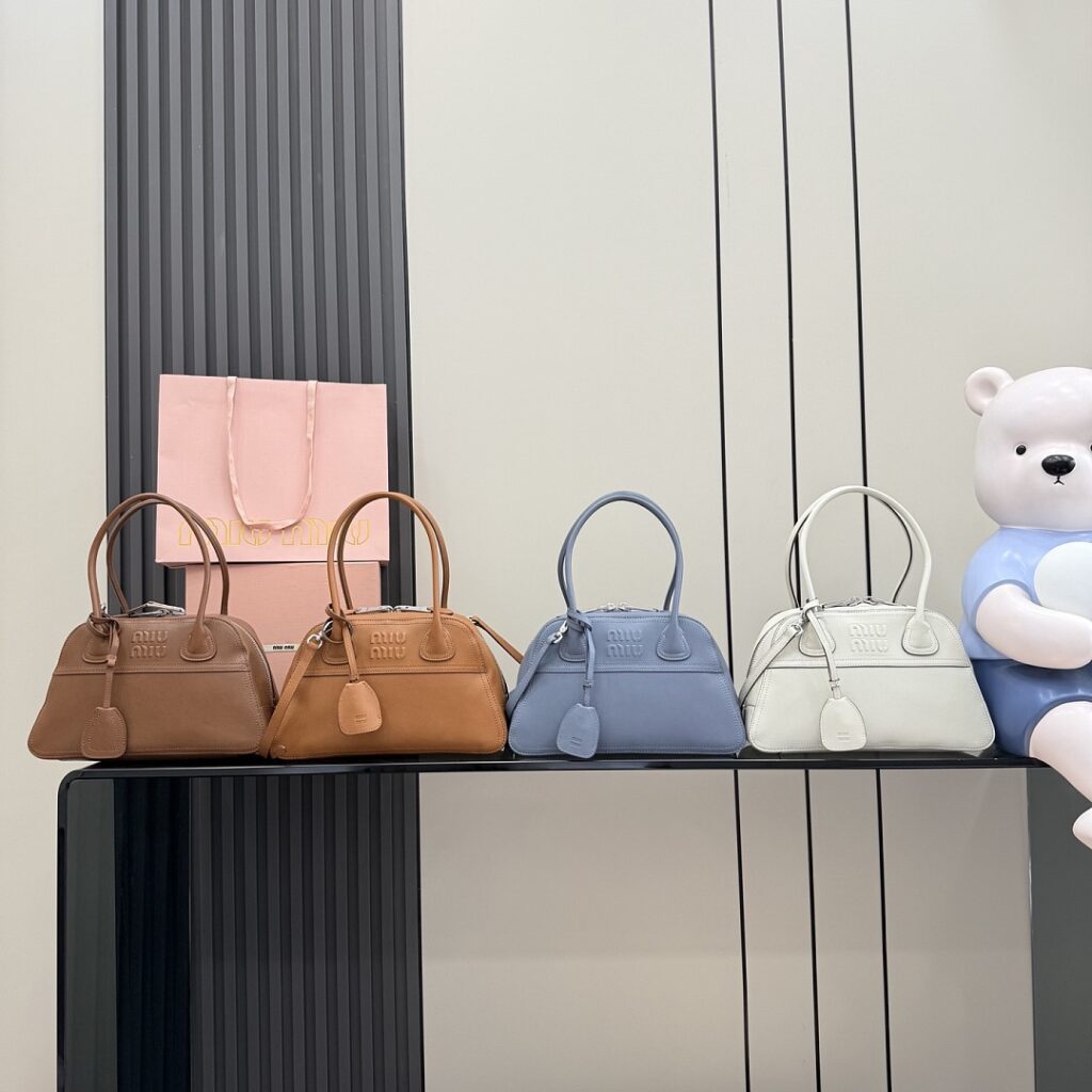 Miu Miu Bag Style 5BB200