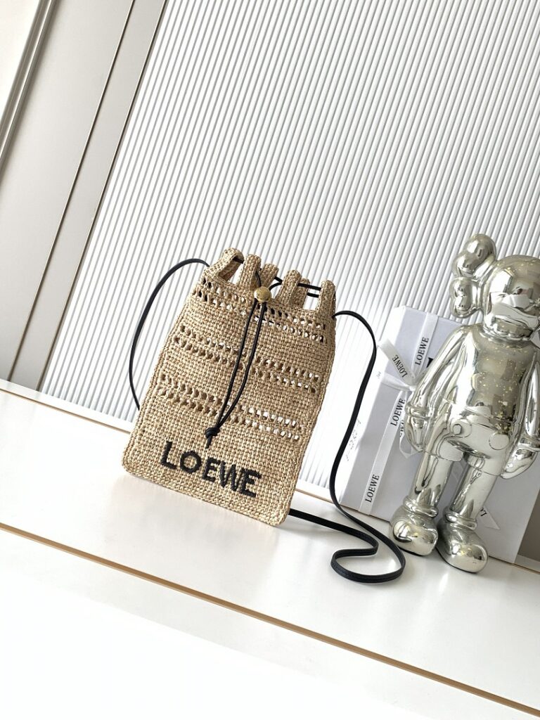 Loewe Bag Style 8029