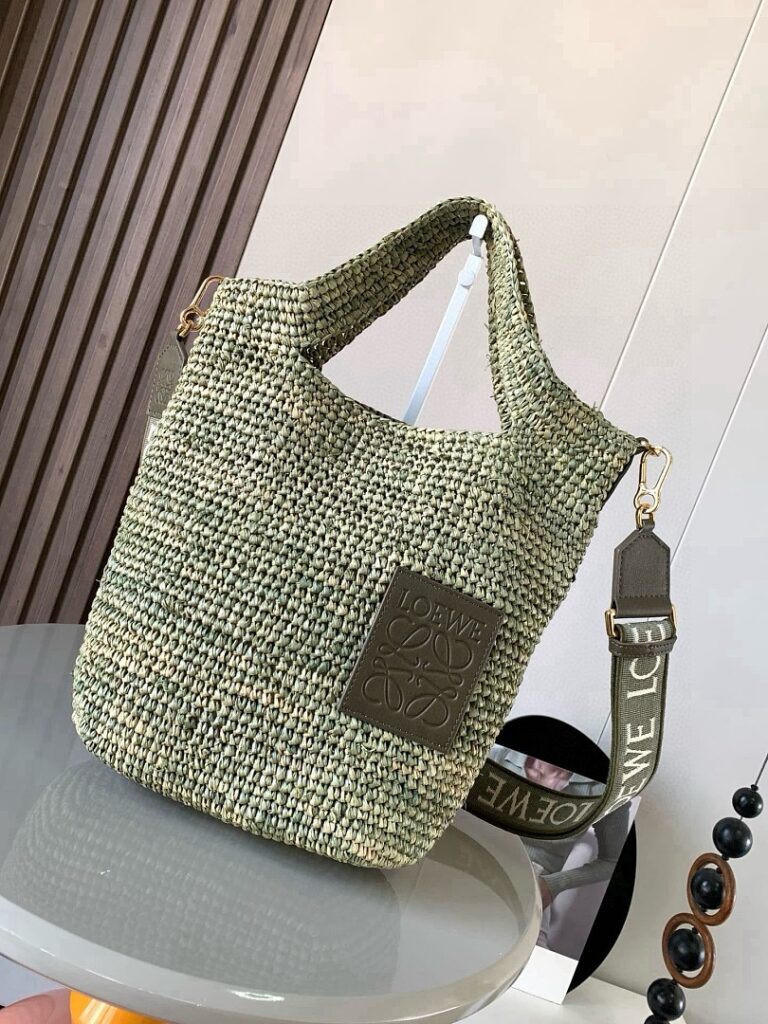 Loewe Bag Style 8006