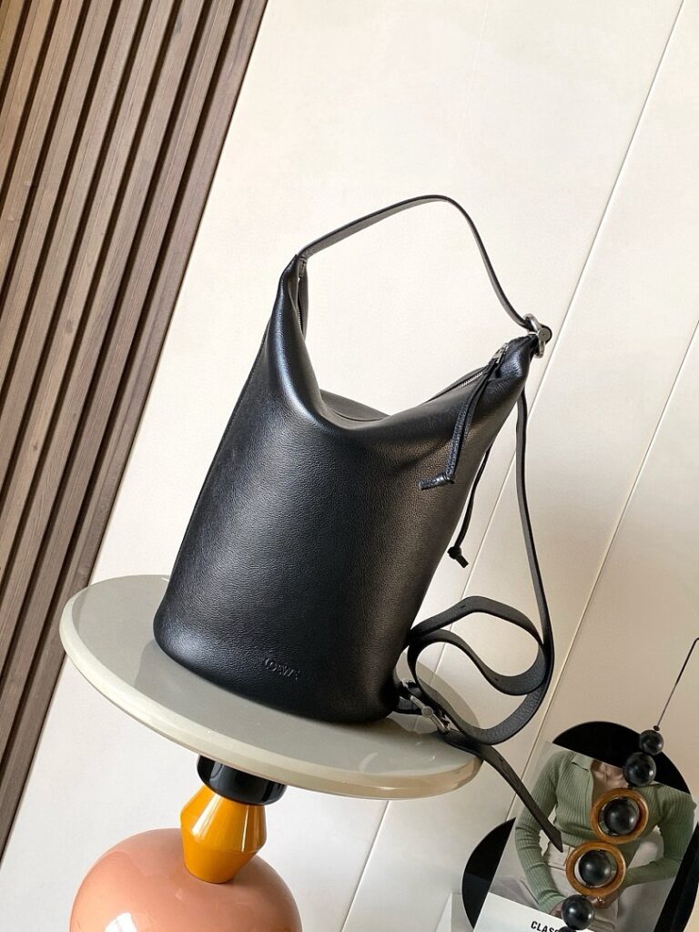 Loewe Bag Style 9158