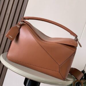 Loewe Bag Style 9099