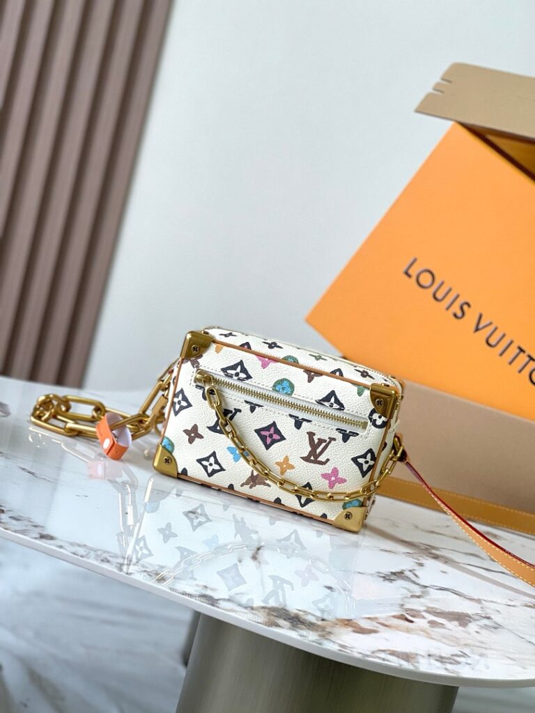 Louis Vuitton Bag Style M25132