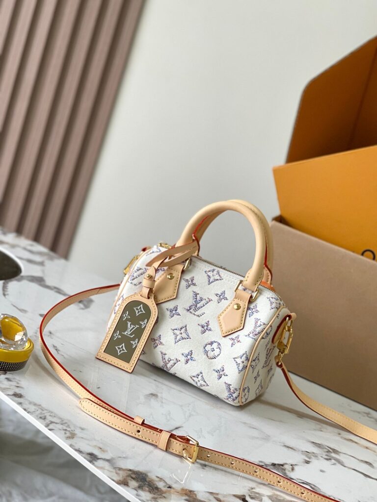 Louis Vuitton Bag Style M24709