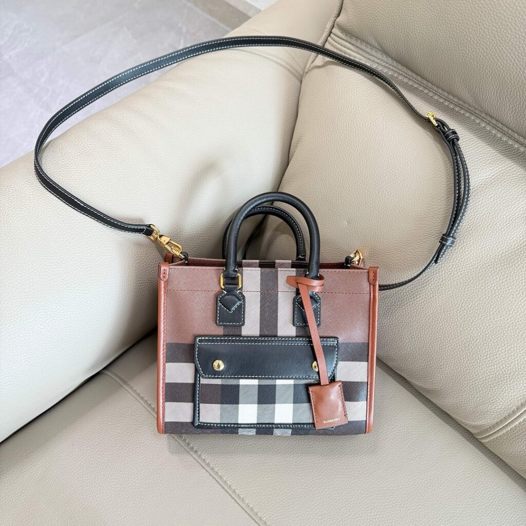 Burberry Bag Style 241727158