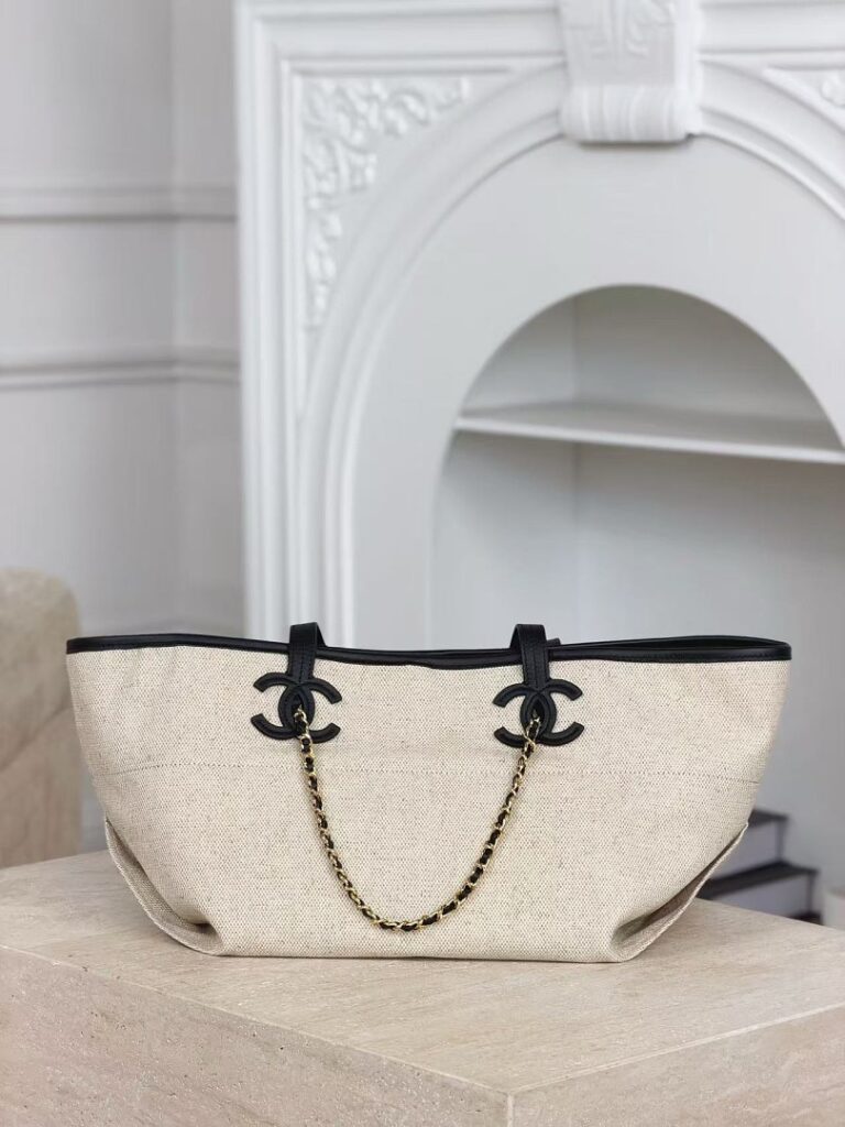 Chanel Bag Style 242141867