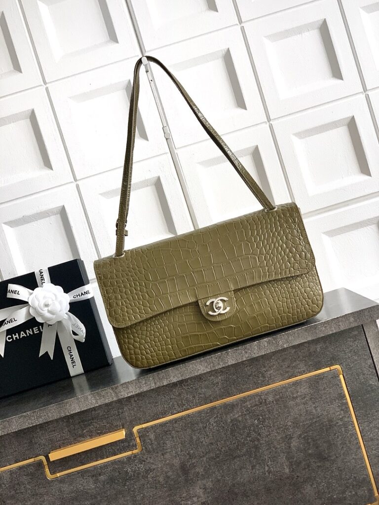 Chanel Bag Style 242142159