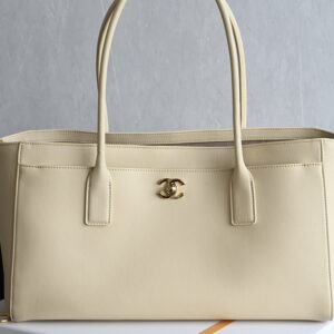 Chanel Bag Style 6243