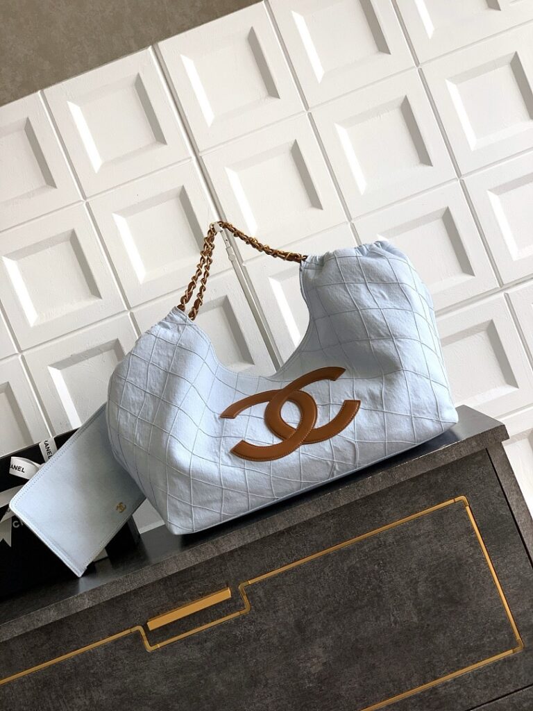 Chanel Bag Style 242145180