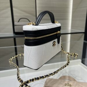 Chanel Bag Style AP5164Y8660