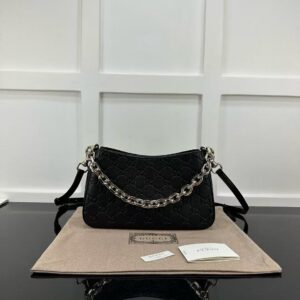 Gucci Bag Style 815263