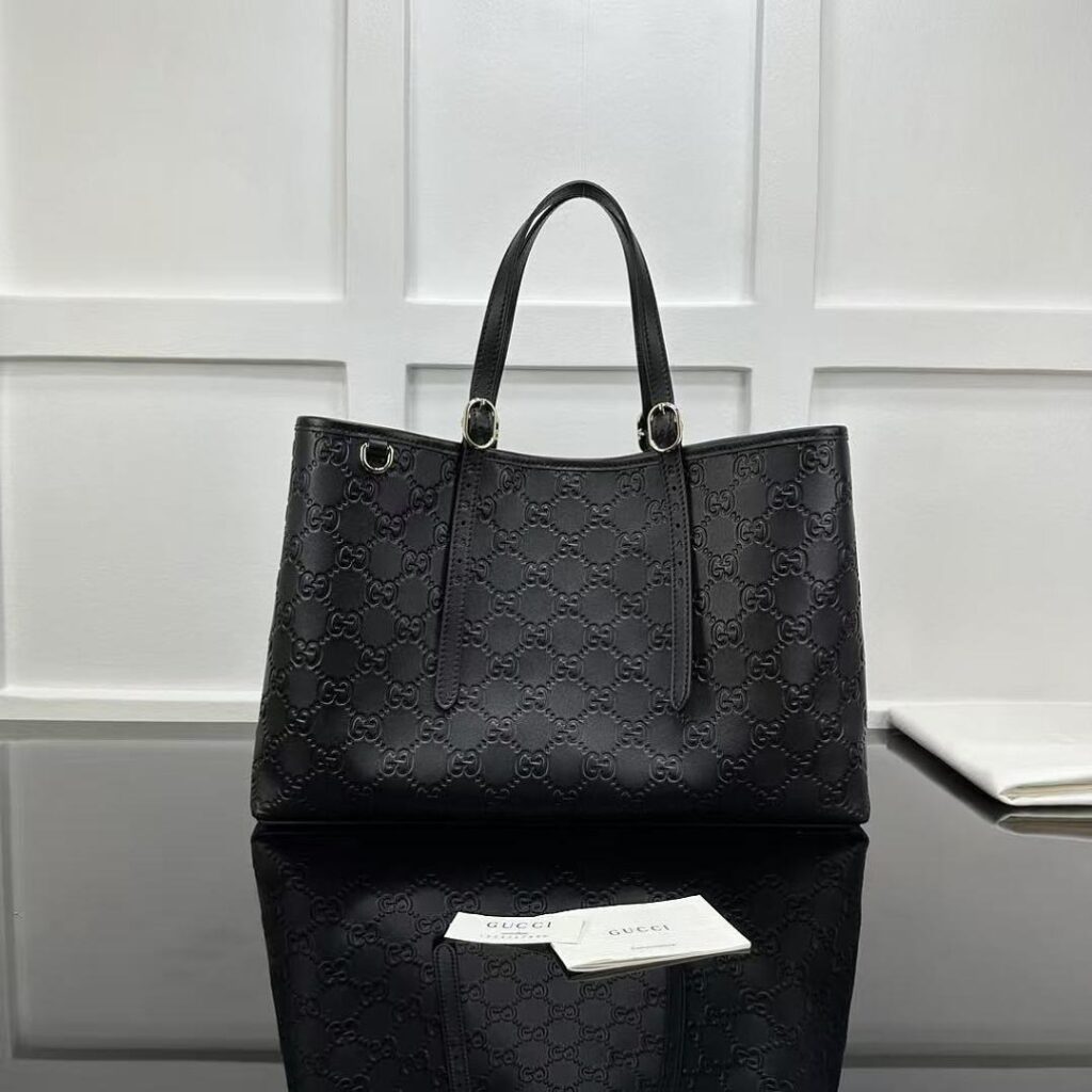 Gucci Bag Style 815213