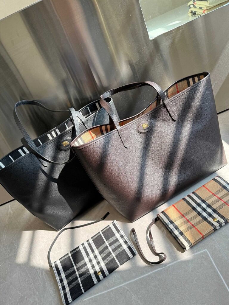 Burberry Bag Style 242433625