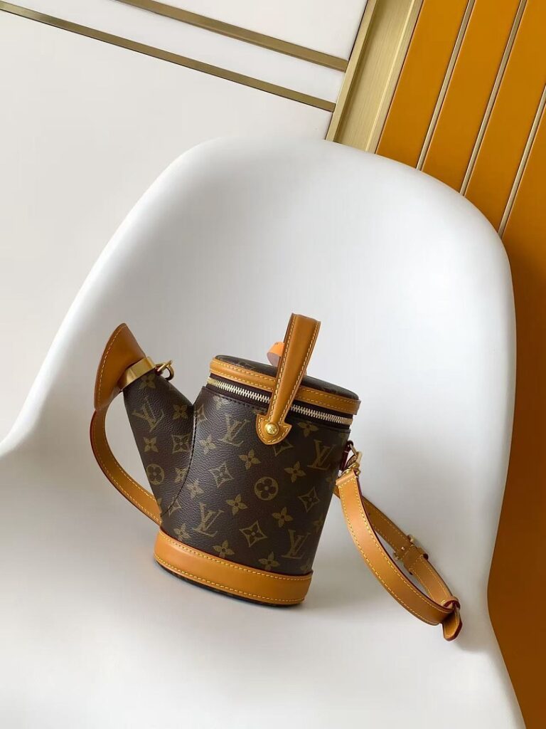Louis Vuitton Bag Style M27563
