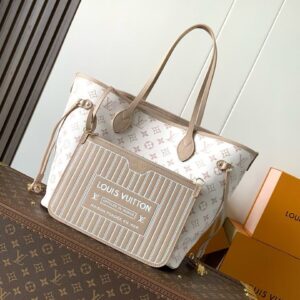 Louis Vuitton Bag Style M25665