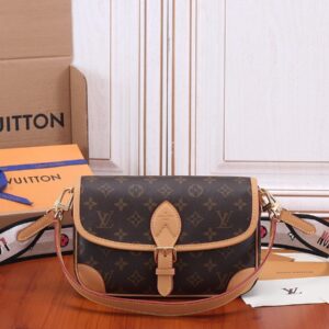 Louis Vuitton Bag Style M45985