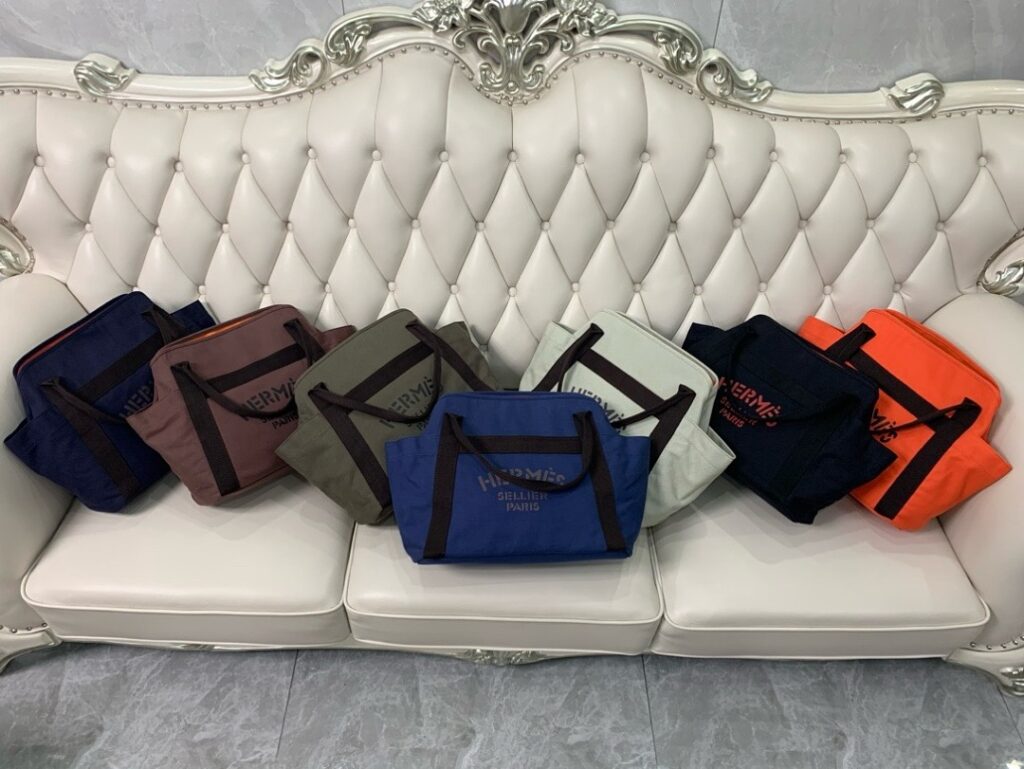 Hermes Bag Style 242557172