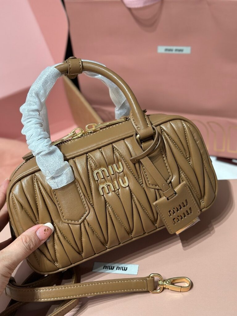 Miu Miu Bag Style 5BB142