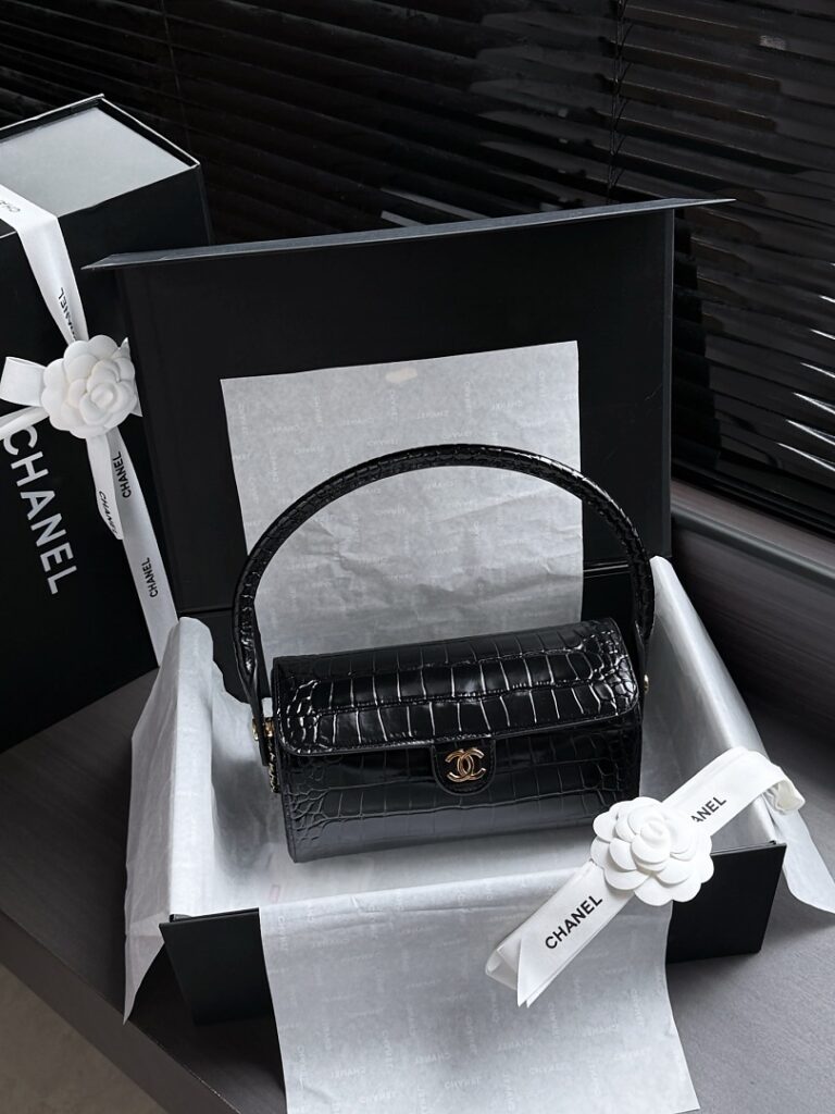 Chanel Bag Style AP5294