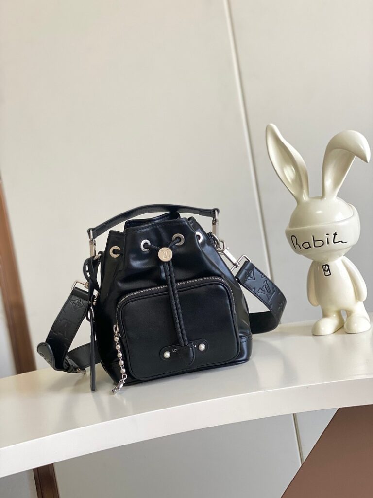 Louis Vuitton Bag Style M13985