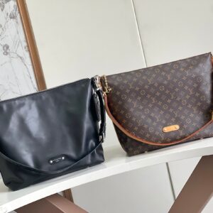 Louis Vuitton Bag Style M14018