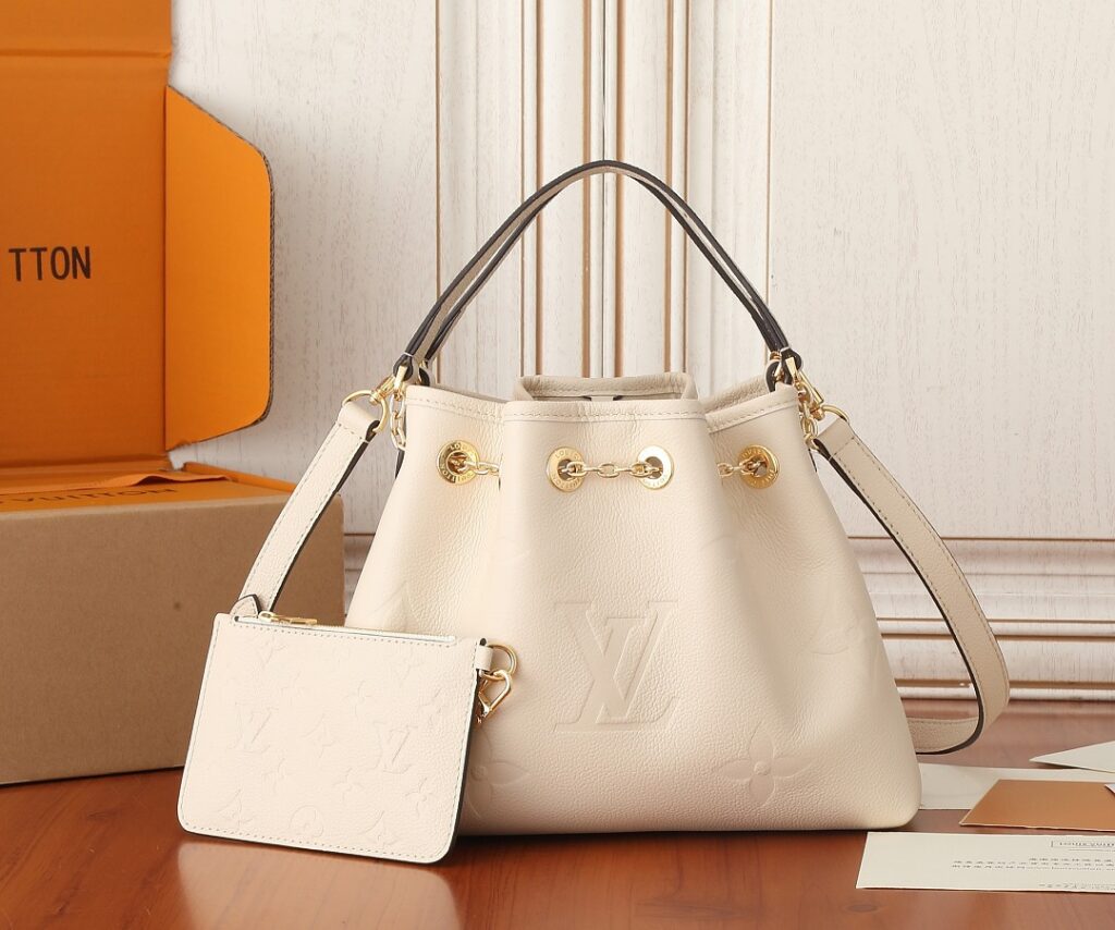 Louis Vuitton Bag Style M25452