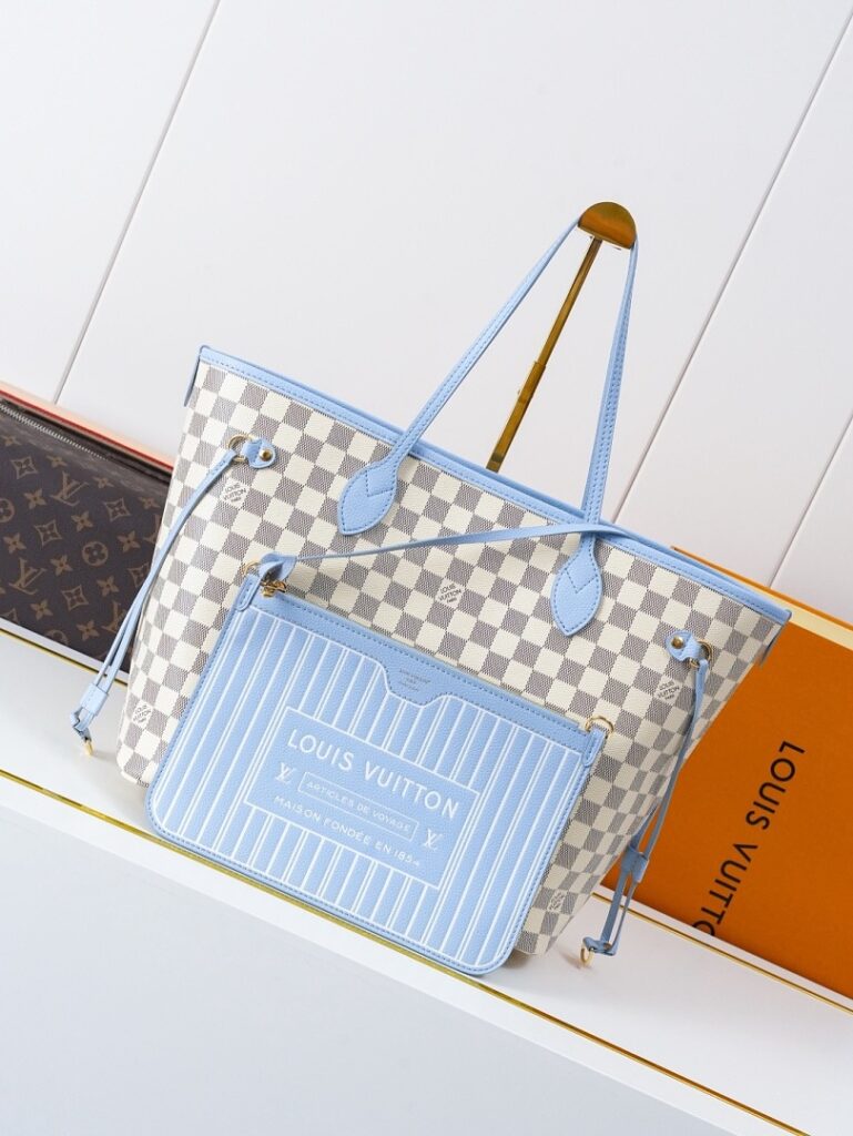 Louis Vuitton Bag Style M40946