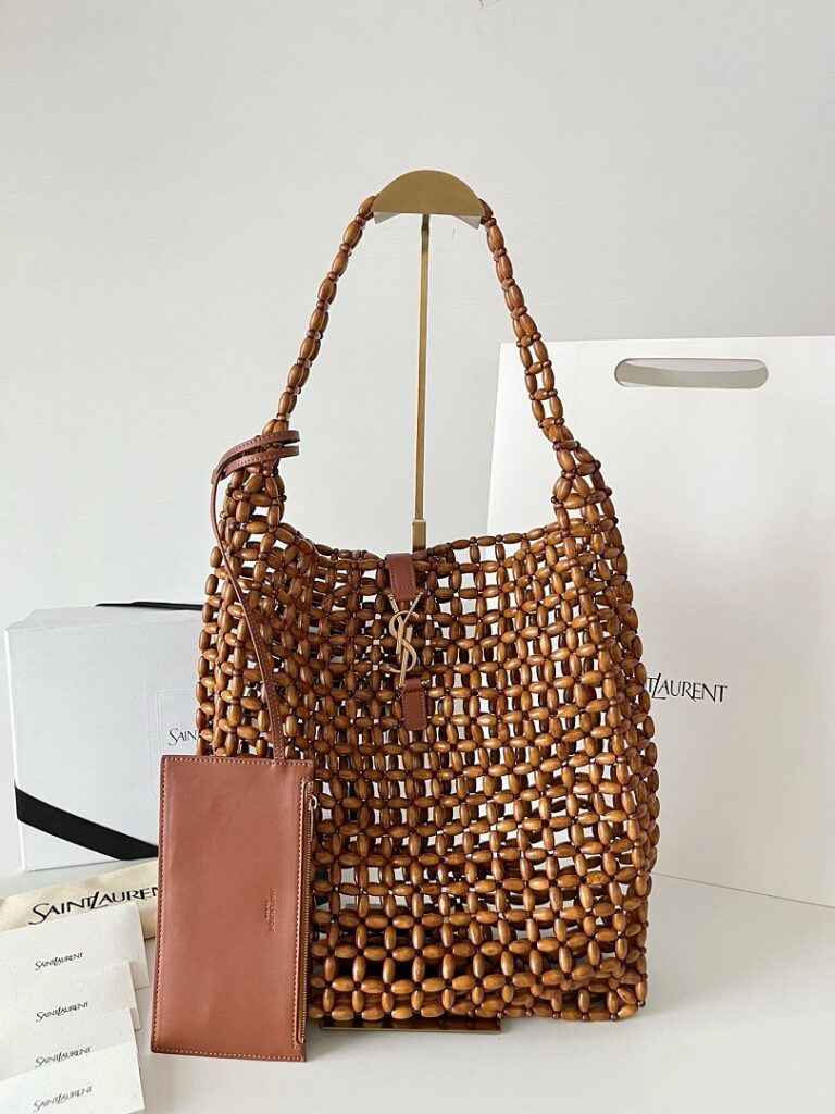 Saint Laurent Bag Style 823807