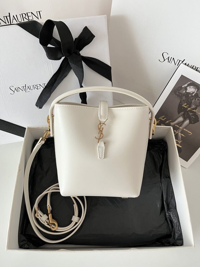 Saint Laurent Bag Style 765870
