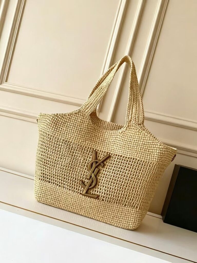 Saint Laurent Bag Style 868748