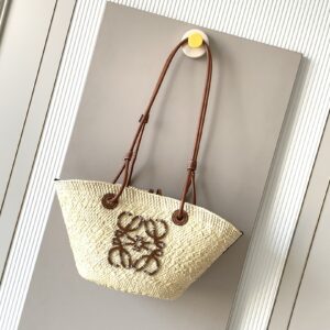 Loewe Bag Style 8012