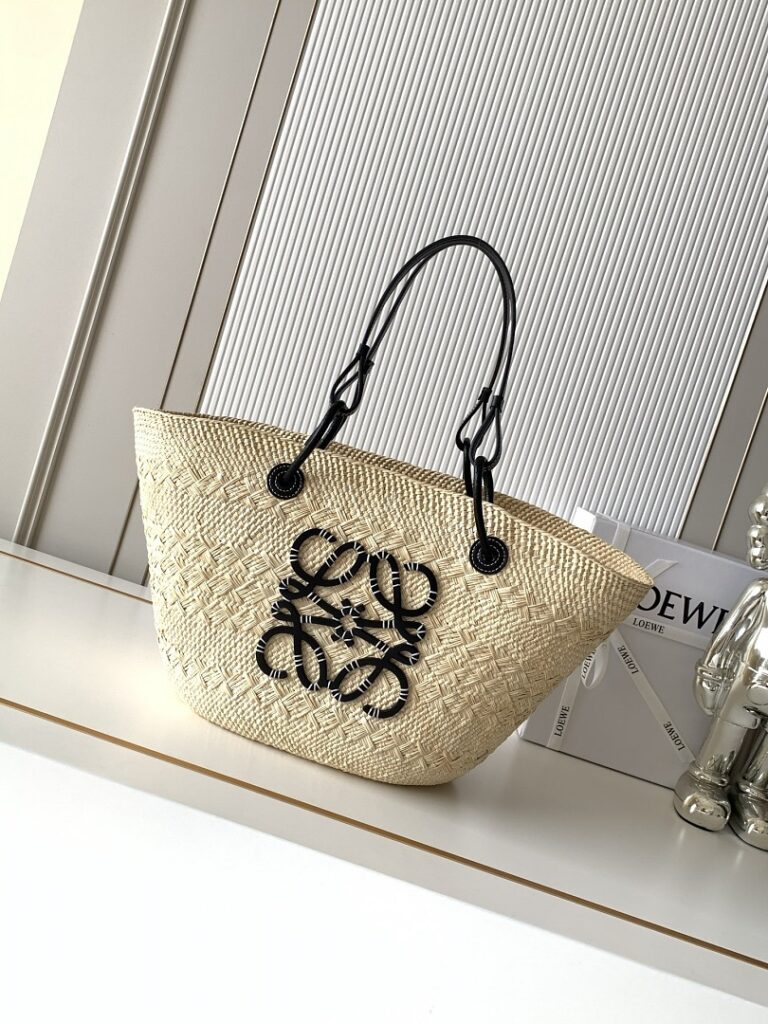 Loewe Bag Style 8011